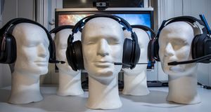 Trådløse gaming-hodetelefoner