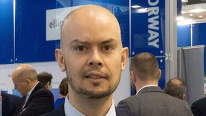 JohnEivindVelure_MWC17_165.300x169.jpg