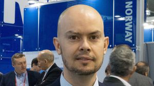 JohnEivindVelure_MWC17_c.300x169.jpg