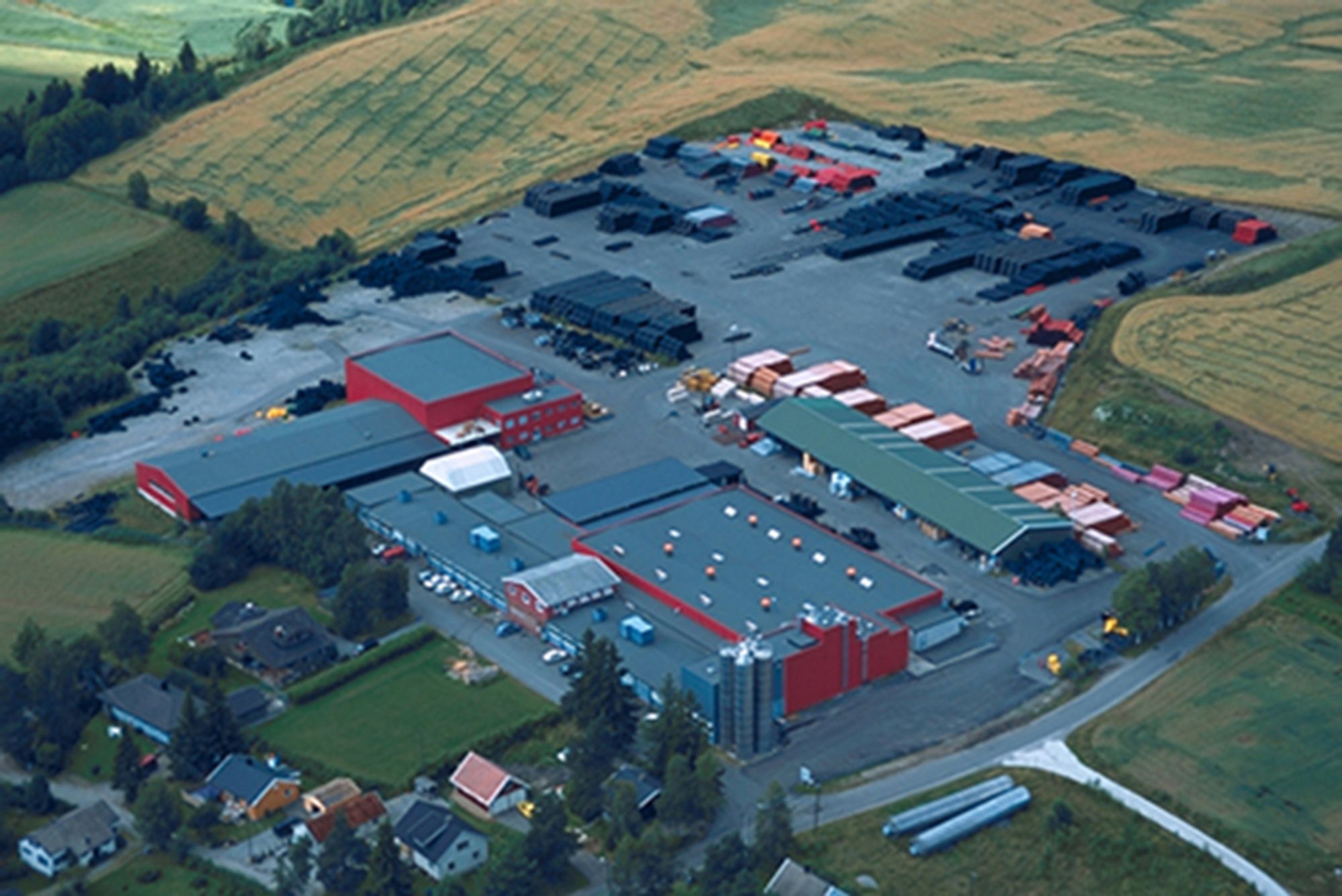 Wavins fabrikk i Høland slik den ser ut før utbyggingen.