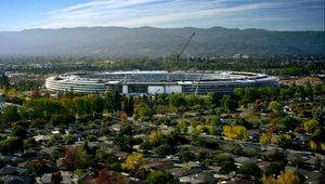 Applepark2.300x170.jpg