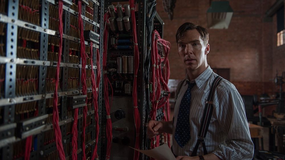 Filmen om matematikeren Alan Turing er én av ti filmer og bøker du kan fordrive tid med i påsken, dersom du ikke vil legge ingeniørfaget helt fra deg i den stille uken.