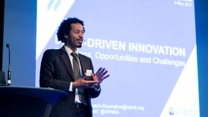 Christian_Reimsbach-Kounatze_OECD.300x16