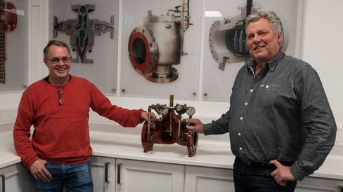 Morten Steinset og John Bergh fra J.S. Cock har lang erfaring med CLA-VAL, og nå ser de en stor mulighet for digitalisering av de allerede installerte ventilene rundt om i landet.