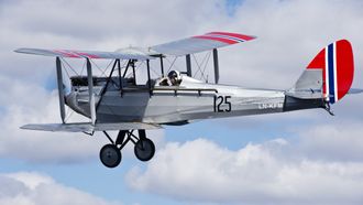 18. april i år fløy Moth DH60M 125 (LN-KFM) for første gang siden 4. mai 1930. Testpilot er Helge Storflor.