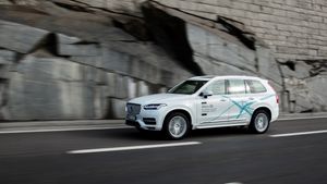 189511_Volvo_XC90_Drive_Me_test_vehicle.