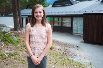 STORTRIVST: Lillian Benson (11) frå USA ser fram til å lære om andre land og kulturar.
