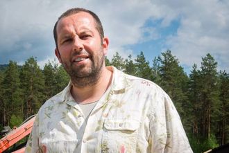 TEK INGEN SJANSAR: Rektor Bjarte Ramstad seier totalforbod er den enklaste måten å sikre at elevar med nøtteallergi unngår alvorlege reaksjonar.