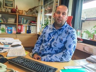 STOLT REKTOR: For Rektor Bjarte Ramstad er dette den største festdagen i skuleåret.