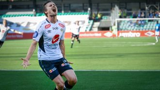 NY JUBEL: Sogndal imponerte tidvis stor i fjor, som her i 4-3 sigeren mot Molde. Vår trio trur på ny jubel i 2017.