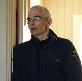 KREVJANDE ARBEID: Rein-Arne Golf i Statens naturoppsyn under møtet med statsråden på Natvik gard onsdag.