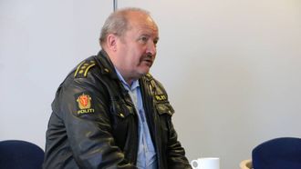 STOLT: Det var ein stolt lensmann som kunne fortelje at dei endeleg har fått på plass ei ny maje.