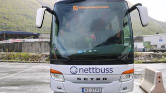 KREVJANDE: Det var ikkje berre-berre å få på plass ein ekspressbuss som skulle gå mellom aust og vest, fortel Melheim.