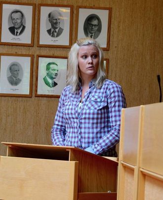 OPPMODING: Marit Breistøl (Sp) syner til ein rapport som vurderer PPT i Sogn og oppmodar om dialog mellom kommune, administrasjon og PPT Indre Sogn.