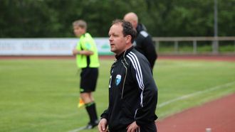 OVERRASKA: Ivan Øy er særs nøgd med dei to britiske spelarane på laget, og er positivt overraska over Brett Fellows sine evner.