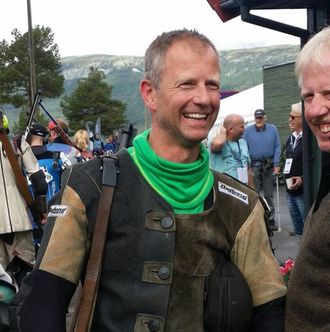 TO FINALEPLASSAR: Ole Bjarne Hovland, Knipenborg skyttarlag, er akkurat ferdig med innleiande runde i banskyting under landskyttarstemnet på Lesja.