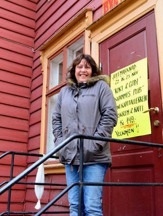 KLAR FOR JUL: Lise Einemo, Kvammes Kafé og Pub.
