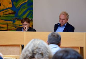 MÅ OPP POLITISK: Rådmann Alf Olsen jr. og ordførar Jan Geir Solheim.