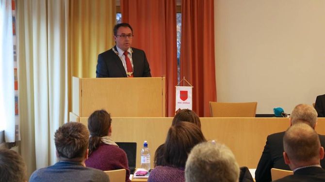 HELD FRAM: Arild Ingar Lægreid fekk fornya tillit som ordførar med elleve mot ti stemmer.