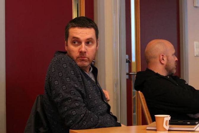 BEVISSTGJERING: Kurt Jevnaker (V) er fersk politikar, og for han var det ein del ting rundt oppførsel i salen blant anna som var nytt.