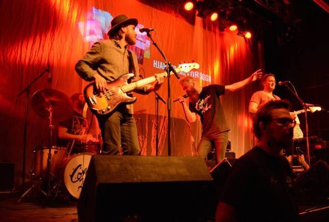ROCKA: Comet Kid på scena på Meieriet i Sogndal torsdag kveld.