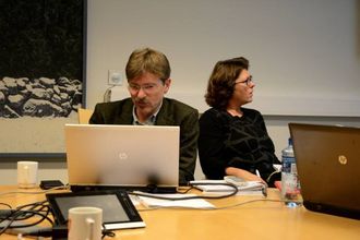 MYKJE ARBEID FRAMOVER: Rådmann Alf Olsen jr. og økonomirådgjevar Anne Marie Mo.