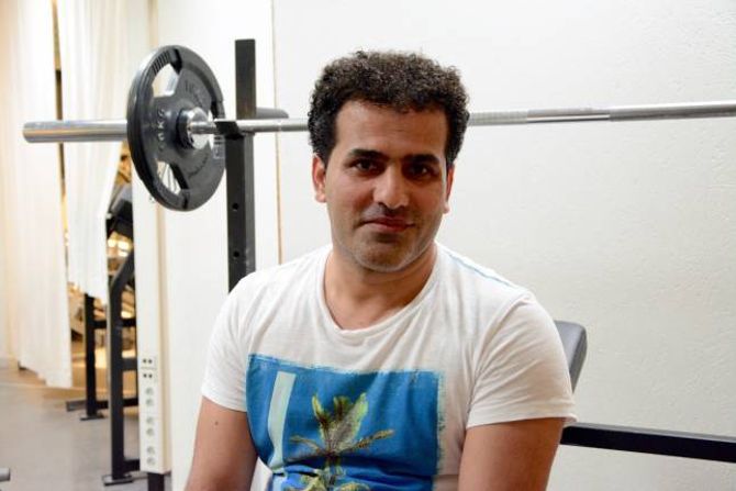 VIKTIG TILBOD: Sardar Kareh (34) tykkjer Gymloftet er eit viktig tilbod også for å blir kjent med folk i bygda.