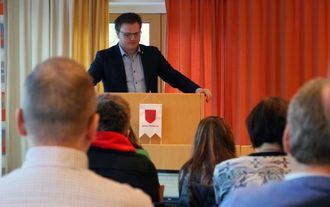 PROTOKOLLFØRT: Aleksander Øren Heen (Sp) ville ha det protokollført at Sp, V og H ikkje støtta klagen.