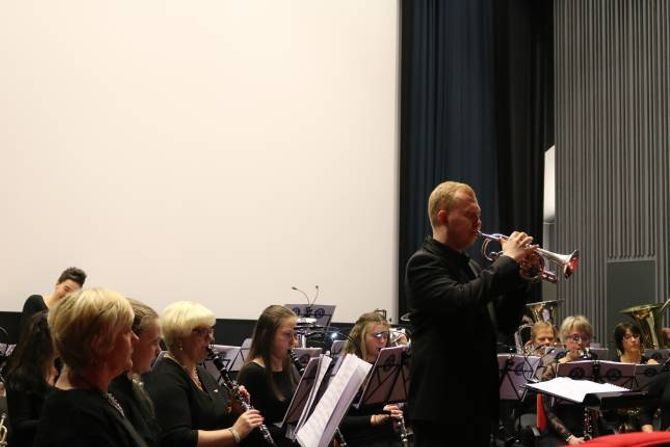 MUSIKK: Ben Hirons var solist på musikkstrykket "Facilita".