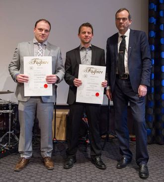 BYGGDRIFTARFAGET: Det vart for fyrste gong delt ut fagbrev i byggdriftarfaget.