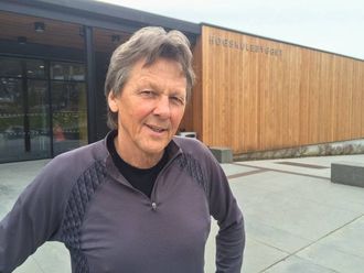 NØGD: Viserektor Terje Bjelle konstaterer at Høgskulen i Sogn og Fjordane har ei av dei mest populære sjukepleiestudia i landet.