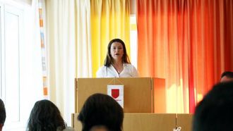 NEI: Marie Helene Hollevik Brandsdal (Ap) sa tydeleg nei til å ta midlar frå næringsfondet og putta på klimafondet.