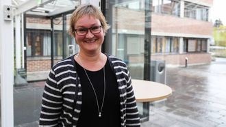 STOLT: Dina Lefdal er stolt og kry over namneprisen.
