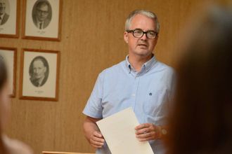 VIL HA STORE KUTT: Kåre Mentz Lysne (Ap) er ein av dei som meiner store og omfattande grep må til for å få Lærdal ut av den økonomiske knipa.