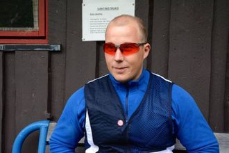 JAKTSKYTINGAS DAG: Kristian Natvik i leirduegruppa under Årdal Jeger og Fiskeforening.