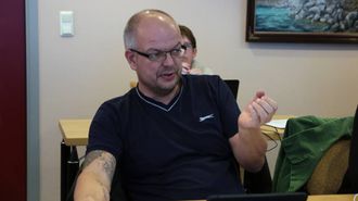 SVARAR: Hilmar Høl (Ap) meiner Malkenes ikkje har fulgt med i timen og svarar på kritikken.