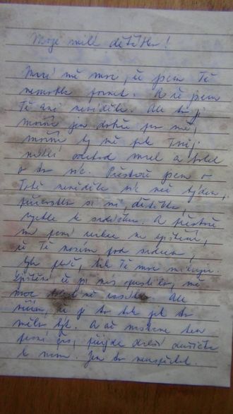 BREV: Dette brevet Trulssen fann i Hedler har nok liten historisk verdi, men kva som står her framstår som eit mysterium. Privat foto