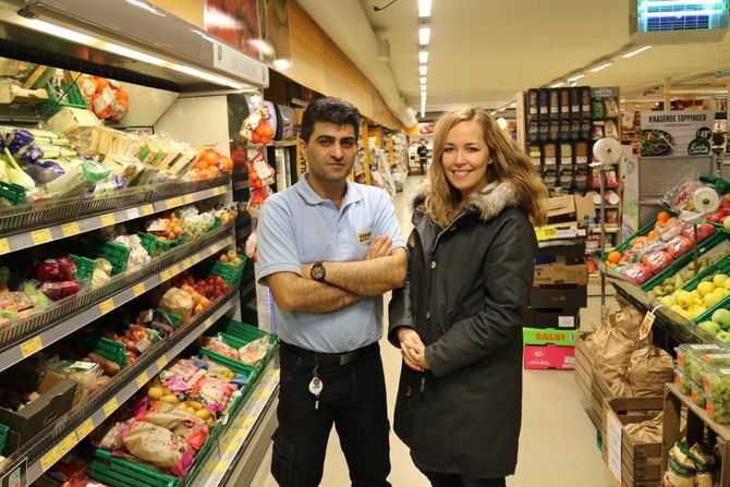ROLLEMODELL: Fagleiar i flyktningtenesta, Turid Stigen Sørensen, fortel Sirwan er ein rollemodell for dei andre flyktningane som etter kvart skal ut på arbeidsmarknaden.