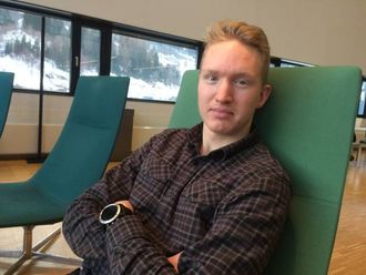 AVSLAPPA TILNÆRMING: Student Eskil Christensen trur ikkje han vil merke nokon stor forskjell av at Høgskulen har blitt større.