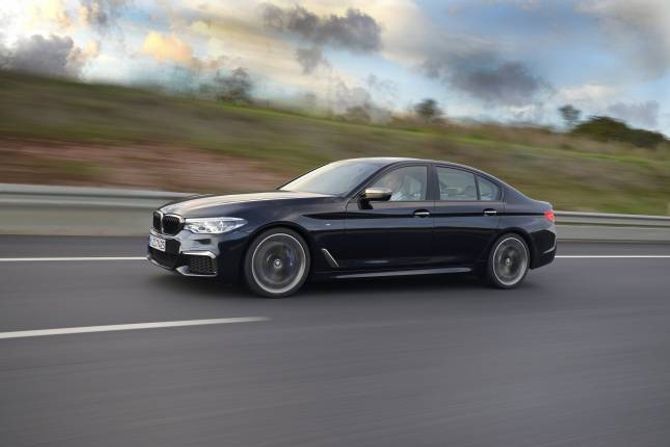 NY FEMMAR: BMWs 5-serie skal, som alltid, være ein sportsleg familiebil.