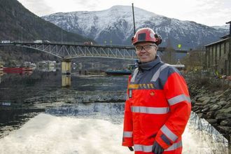 NOKO ANNA: Prosjektleiar Gunnar Solbakken seier det blir noko anna å sjå den brua i levande live.