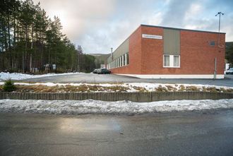 TO FLUGER: Transport og logistikk-linja til Sogndal vidaregåande skule treng ei oppgradering. Fylkeskommunen ser no på moglegheitene for ei samlokalisering med det framtidige vitensenteret.