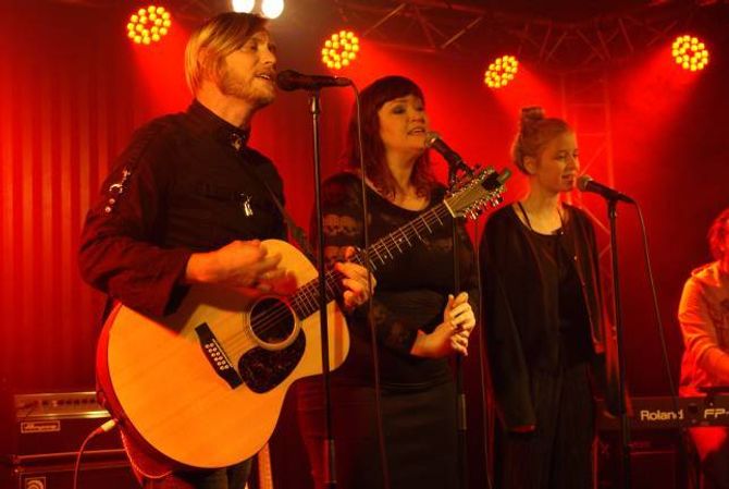 TALENT: Dottera til Odd synte til Årdalspublikumet at ho har eit stort talent.