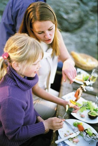 NÆRING: Det er dei unge som et minst fisk, og dermed går glipp av viktige næringsstoff.