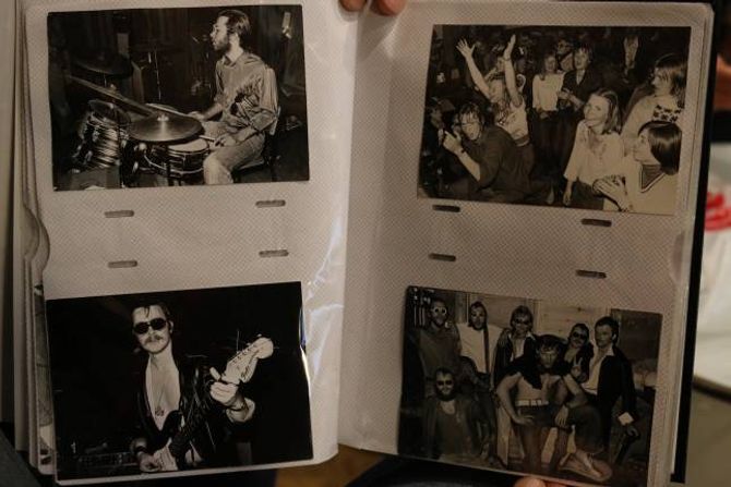 SHOW: Det blir mange bilete når eit band har rocka i femti år.