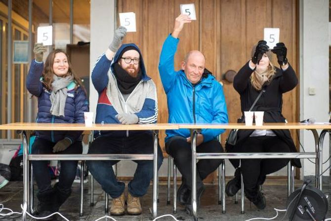 SAMSTEMT JURY: Ordførar Jarle Aarvoll var ein av medlemmane i dommarpanelet.