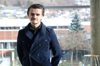 IDEELT: Adrian Stinessen Haugen meiner Sogndal er ein ideell stad å arrangere Studentlekene på. Til hausten gjer 1000 studentar frå heile landet sitt inntog i bygda.