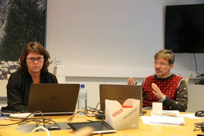 OGSÅ BEKYMRA: Rådmann Alf Olsen sa til formannskapet han aldri har vore borti ei større utfordring. Økonomirådgjevar Anne Marie Mo la fram dei dystre tala.