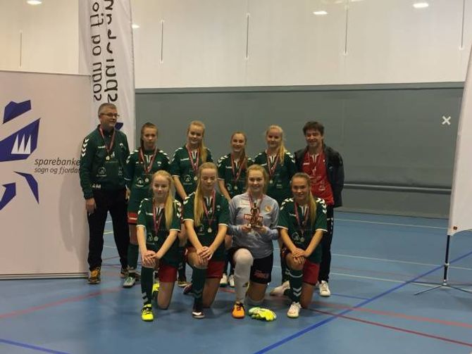 TO LAG: Jotun stilte med to jentelag i klassen J16, der det andre kom til kvartfinalen A-sluttspelet. Også G14-laget til Jotun kom til kvartfinalen i A-sluttspelet.