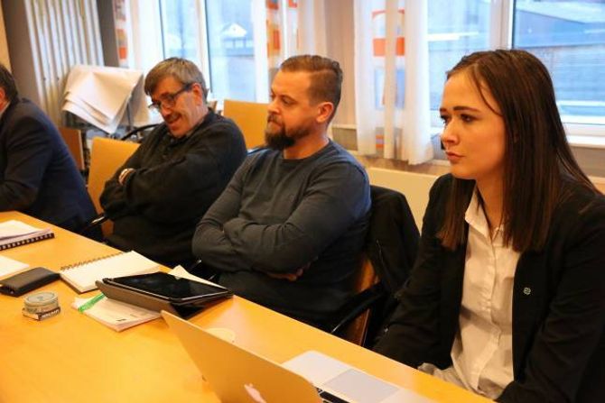 NEI, JA, NEI: Senterparti-gruppa var delt i formannskapet og seier dei ikkje kjem til å leggje band på medlemmane sine når det skal røystast i kommunestyremøtet.